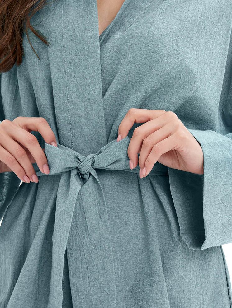 картинка Женский халат из хлопка Light-blue melange магазин Одежда+ являющийся официальным дистрибьютором в России 